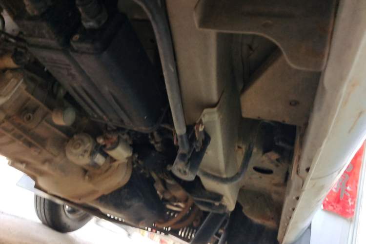 Used Dongfeng Xiaokang K07S 2019 1.2L Practical Version China VI Standard DK12 Chassis Front Right