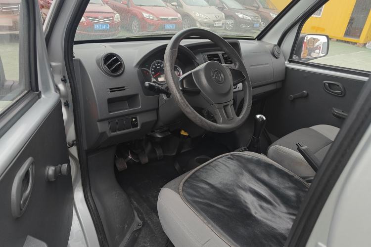 Used Dongfeng Xiaokang K07S 2019 1.2L Practical Version China VI Standard DK12 Driver Seat