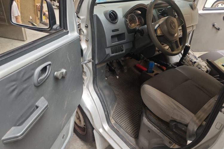 Used Dongfeng Xiaokang K07S 2019 1.2L Practical Version China VI Standard DK12 Driver Seat