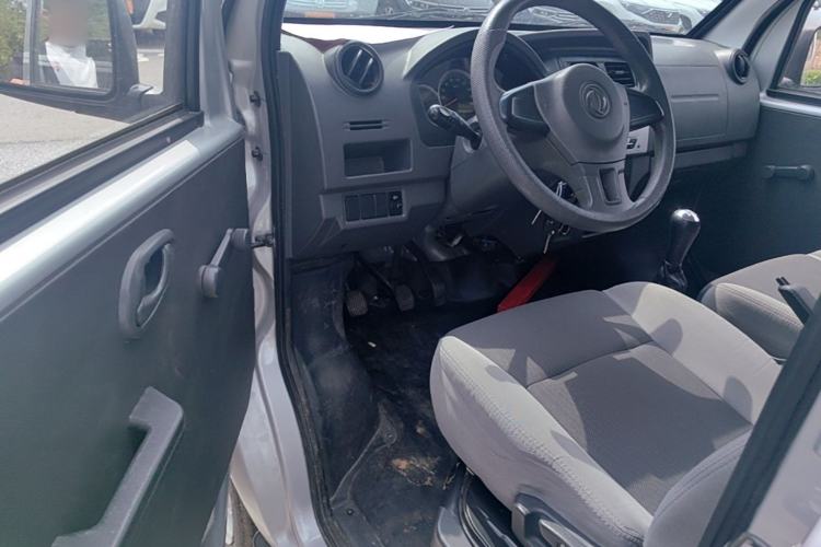 Used Dongfeng Xiaokang K07S 2019 1.2L Practical Version China VI Standard DK12 Driver Seat