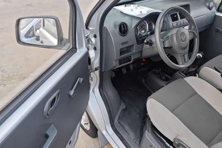 Used Dongfeng Xiaokang K07S 2019 1.2L Practical Version China VI Standard DK12 Driver Seat
