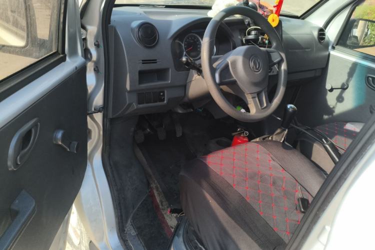 Used Dongfeng Xiaokang K07S 2019 1.2L Practical Version China VI Standard DK12 Driver Seat