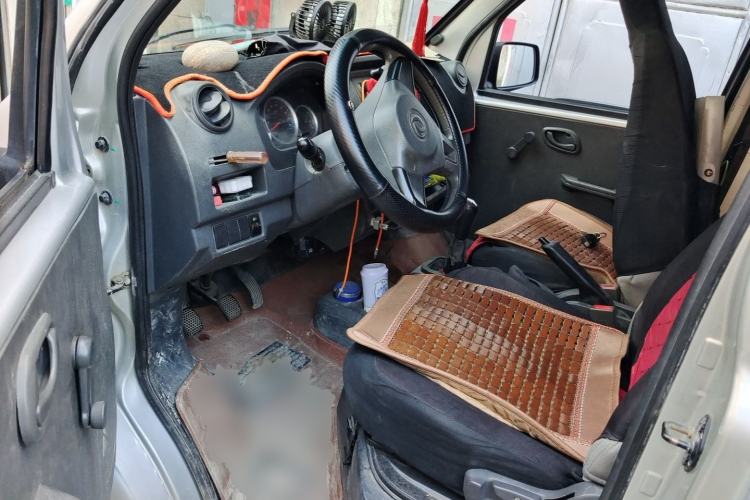 Used Dongfeng Xiaokang K07S 2019 1.2L Practical Version China VI Standard DK12 Driver Seat