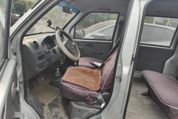 Used Dongfeng Xiaokang K07S 2019 1.2L Practical Version China VI Standard DK12 Driver Seat