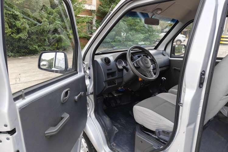 Used Dongfeng Xiaokang K07S 2019 1.2L Practical Version China VI Standard DK12 Driver Seat