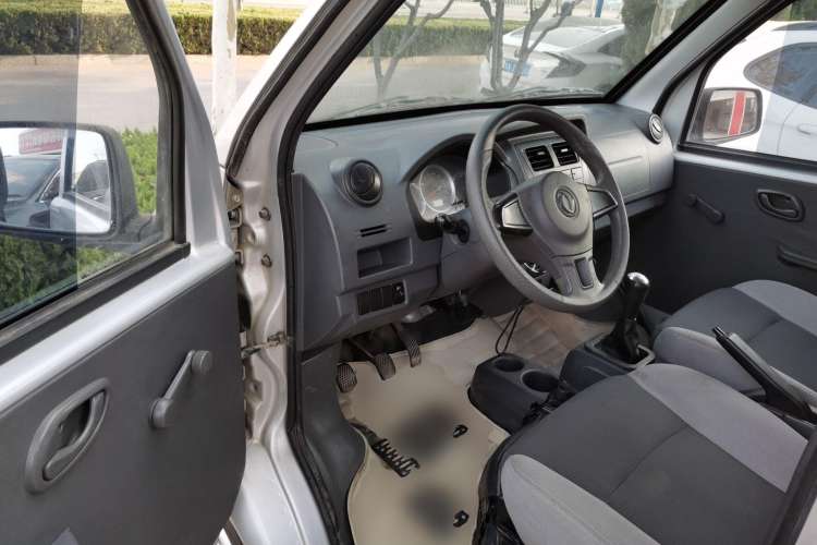 Used Dongfeng Xiaokang K07S 2019 1.2L Practical Version China VI Standard DK12 Driver Seat