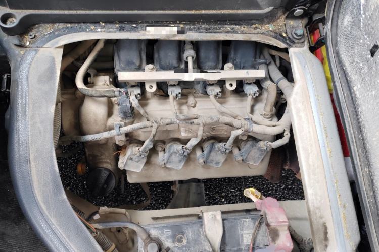 Used Dongfeng Xiaokang K07S 2019 1.2L Practical Version China VI Standard DK12 Engine Bay