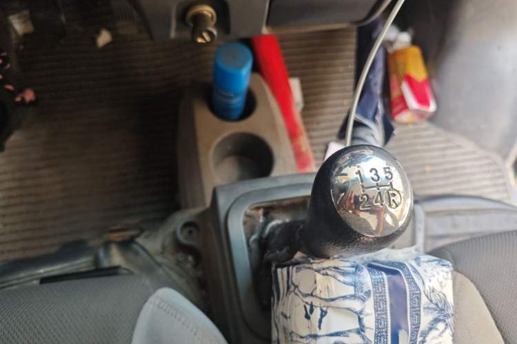 Used Dongfeng Xiaokang K07S 2019 1.2L Practical Version China VI Standard DK12 Gear Lever