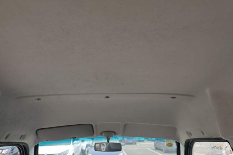 Used Dongfeng Xiaokang K07S 2019 1.2L Practical Version China VI Standard DK12 Headliner