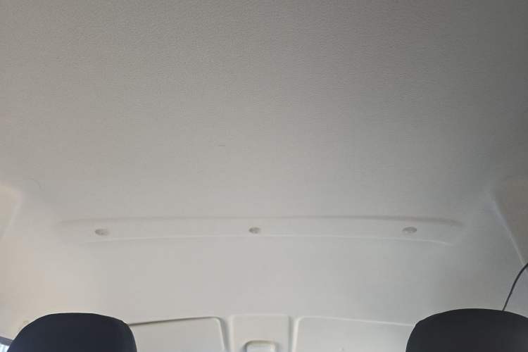 Used Dongfeng Xiaokang K07S 2019 1.2L Practical Version China VI Standard DK12 Headliner