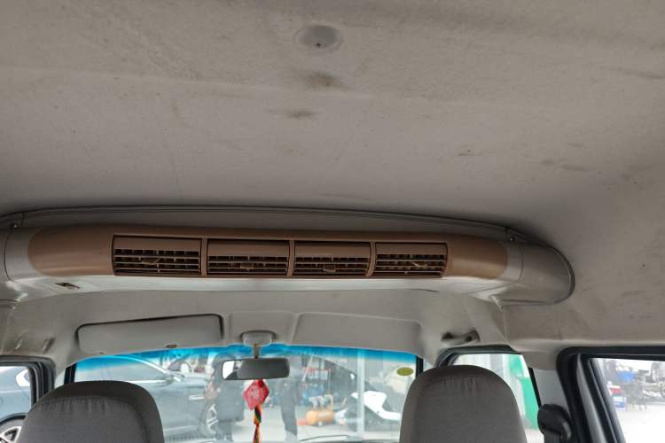 Used Dongfeng Xiaokang K07S 2019 1.2L Practical Version China VI Standard DK12 Headliner