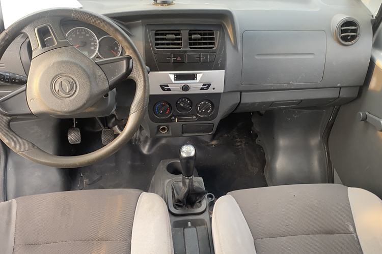 Used Dongfeng Xiaokang K07S 2019 1.2L Practical Version China VI Standard DK12 Interior 3