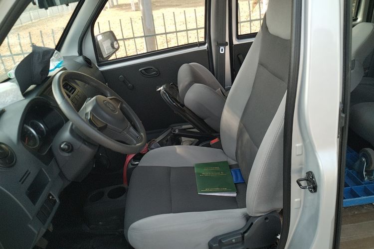 Used Dongfeng Xiaokang K07S 2019 1.2L Practical Version China VI Standard DK12 Left Front Seat