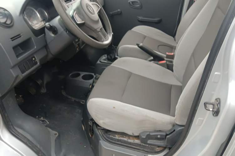Used Dongfeng Xiaokang K07S 2019 1.2L Practical Version China VI Standard DK12 Left Front Seat