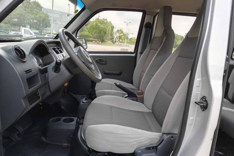 Used Dongfeng Xiaokang K07S 2019 1.2L Practical Version China VI Standard DK12 Left Front Seat
