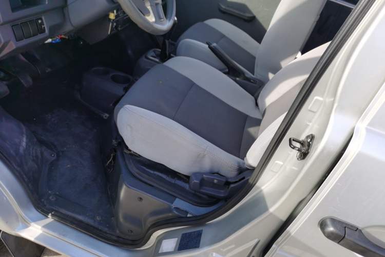 Used Dongfeng Xiaokang K07S 2019 1.2L Practical Version China VI Standard DK12 Left Front Seat