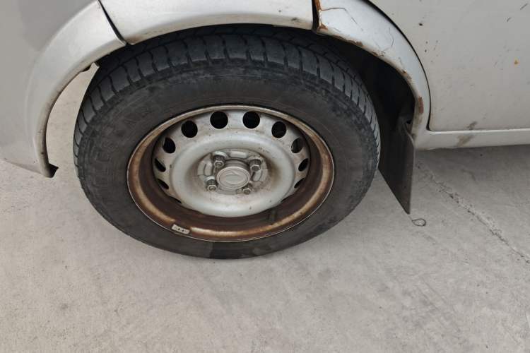 Used Dongfeng Xiaokang K07S 2019 1.2L Practical Version China VI Standard DK12 Left Front Wheel Hub