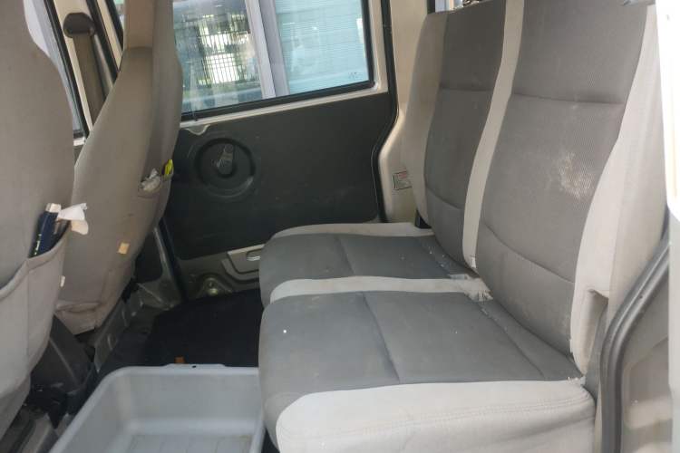 Used Dongfeng Xiaokang K07S 2019 1.2L Practical Version China VI Standard DK12 Left Rear Seat