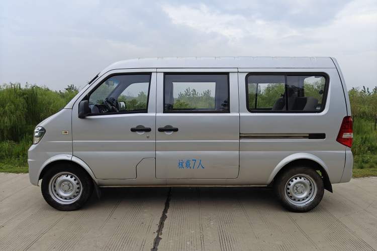 Used Dongfeng Xiaokang K07S 2019 1.2L Practical Version China VI Standard DK12 Left Side