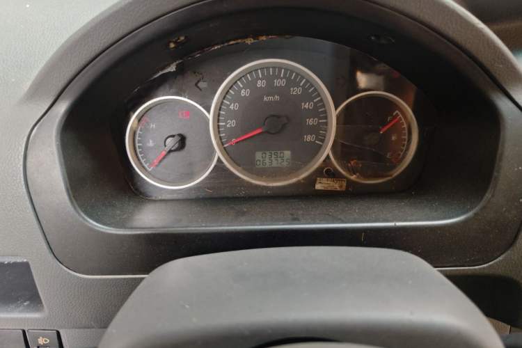 Used Dongfeng Xiaokang K07S 2019 1.2L Practical Version China VI Standard DK12 Odometer Close Up