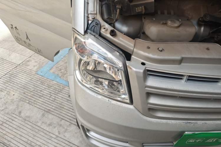 Used Dongfeng Xiaokang K07S 2019 1.2L Practical Version China VI Standard DK12 Right Front Headlight