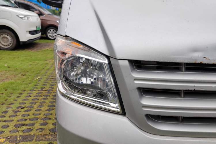 Used Dongfeng Xiaokang K07S 2019 1.2L Practical Version China VI Standard DK12 Right Front Headlight
