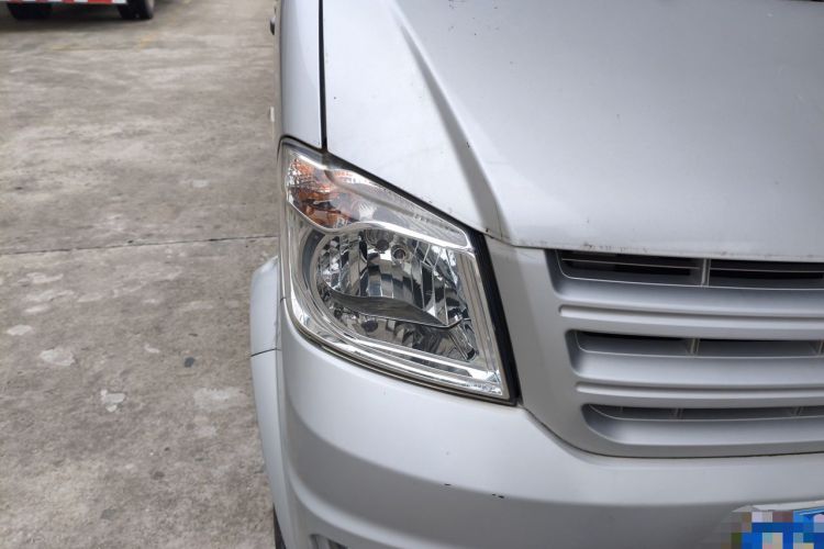 Used Dongfeng Xiaokang K07S 2019 1.2L Practical Version China VI Standard DK12 Right Front Headlight