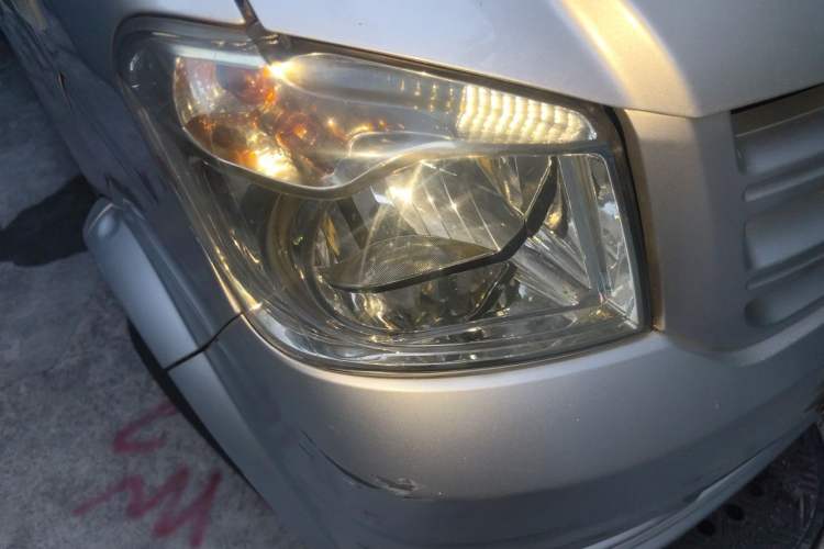 Used Dongfeng Xiaokang K07S 2019 1.2L Practical Version China VI Standard DK12 Right Front Headlight