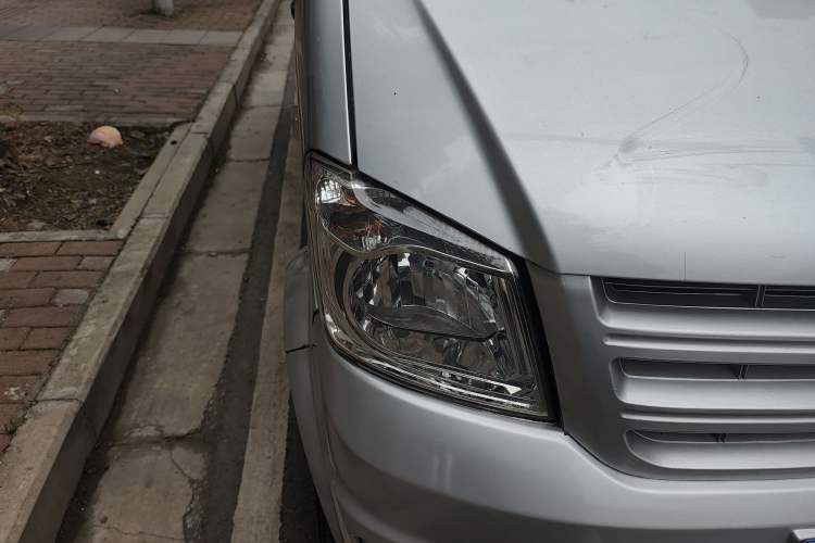 Used Dongfeng Xiaokang K07S 2019 1.2L Practical Version China VI Standard DK12 Right Front Headlight