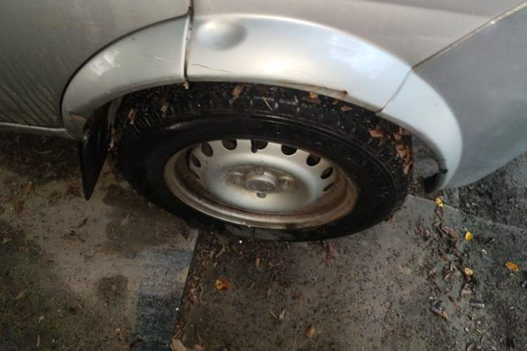 Used Dongfeng Xiaokang K07S 2019 1.2L Practical Version China VI Standard DK12 Right Front Wheel Hub