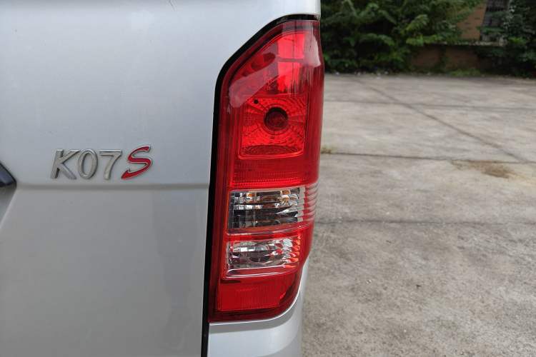 Used Dongfeng Xiaokang K07S 2019 1.2L Practical Version China VI Standard DK12 Right Rear Taillight