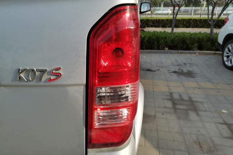 Used Dongfeng Xiaokang K07S 2019 1.2L Practical Version China VI Standard DK12 Right Rear Taillight