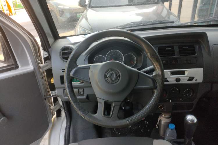 Used Dongfeng Xiaokang K07S 2019 1.2L Practical Version China VI Standard DK12 Steering Wheel