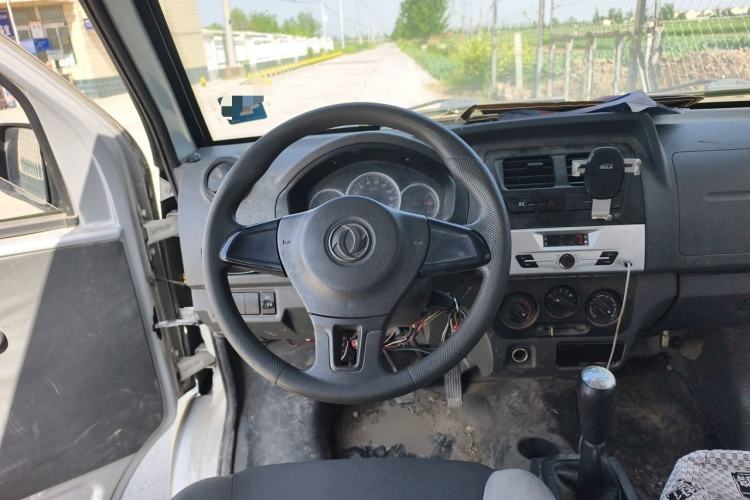 Used Dongfeng Xiaokang K07S 2019 1.2L Practical Version China VI Standard DK12 Steering Wheel