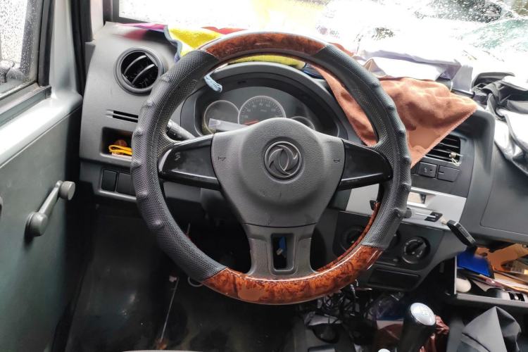 Used Dongfeng Xiaokang K07S 2019 1.2L Practical Version China VI Standard DK12 Steering Wheel