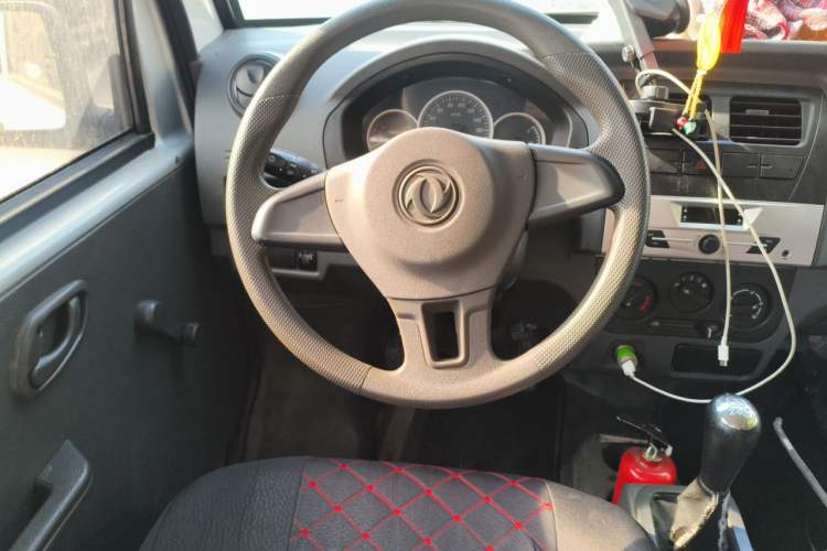 Used Dongfeng Xiaokang K07S 2019 1.2L Practical Version China VI Standard DK12 Steering Wheel
