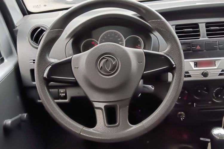 Used Dongfeng Xiaokang K07S 2019 1.2L Practical Version China VI Standard DK12 Steering Wheel