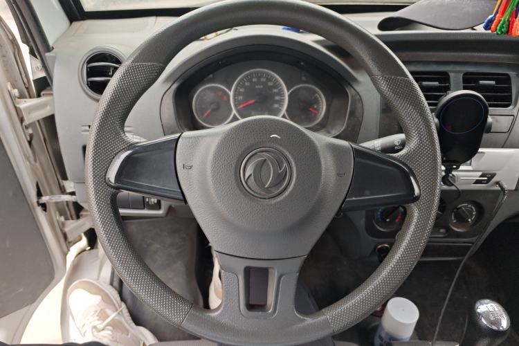 Used Dongfeng Xiaokang K07S 2019 1.2L Practical Version China VI Standard DK12 Steering Wheel
