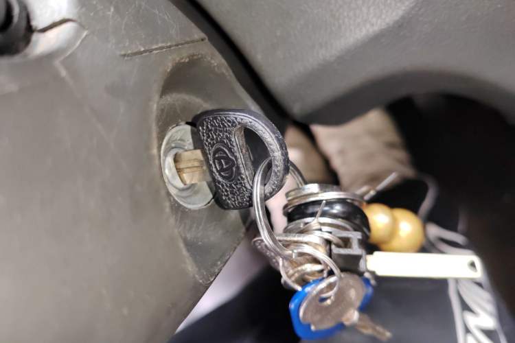 Used Dongfeng Xiaokang K07S 2019 1.2L Practical Version China VI Standard DK12 Vehicle Key