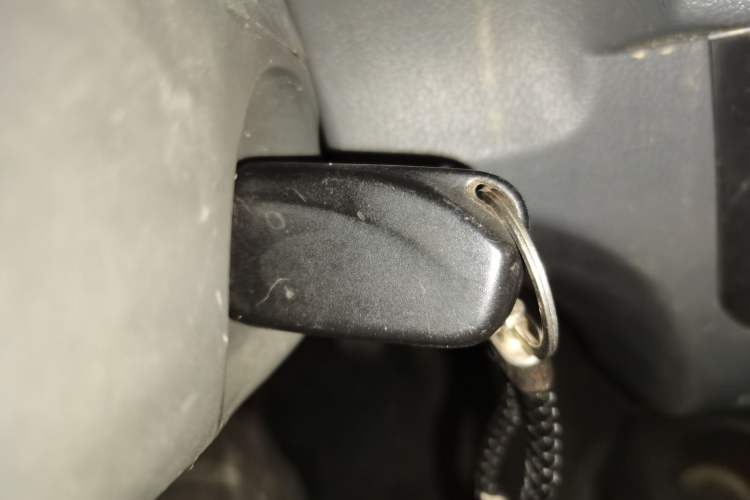 Used Dongfeng Xiaokang K07S 2019 1.2L Practical Version China VI Standard DK12 Vehicle Key