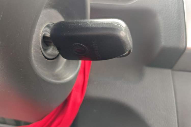 Used Dongfeng Xiaokang K07S 2019 1.2L Practical Version China VI Standard DK12 Vehicle Key