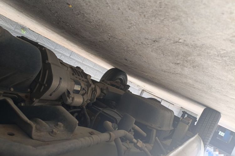 Used Dongfeng Xiaokang K07S 2019 1.2L Practical Version China VI Standard DK12 Chassis Front Right