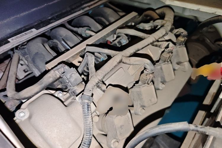 Used Dongfeng Xiaokang K07S 2019 1.2L Practical Version China VI Standard DK12 Engine Bay