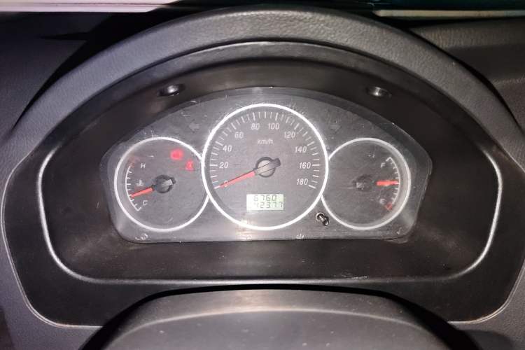 Used Dongfeng Xiaokang K07S 2019 1.2L Practical Version China VI Standard DK12 Instrument Cluster