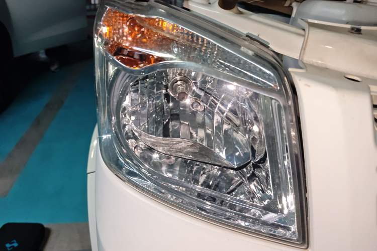 Used Dongfeng Xiaokang K07S 2019 1.2L Practical Version China VI Standard DK12 Right Front Headlight