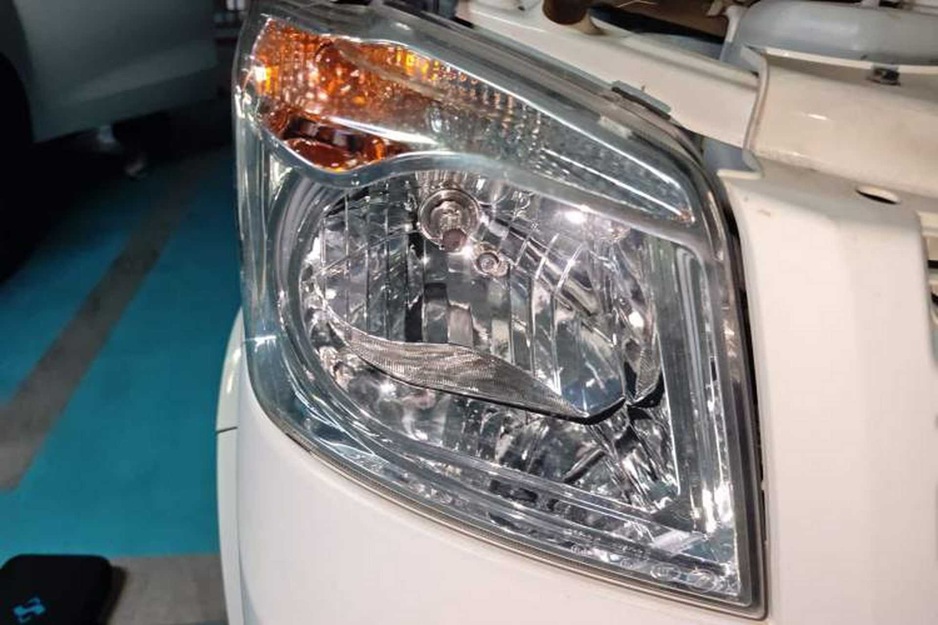 Used Dongfeng Xiaokang K07S 2019 1.2L Practical Version China VI Standard DK12 Right Front Headlight