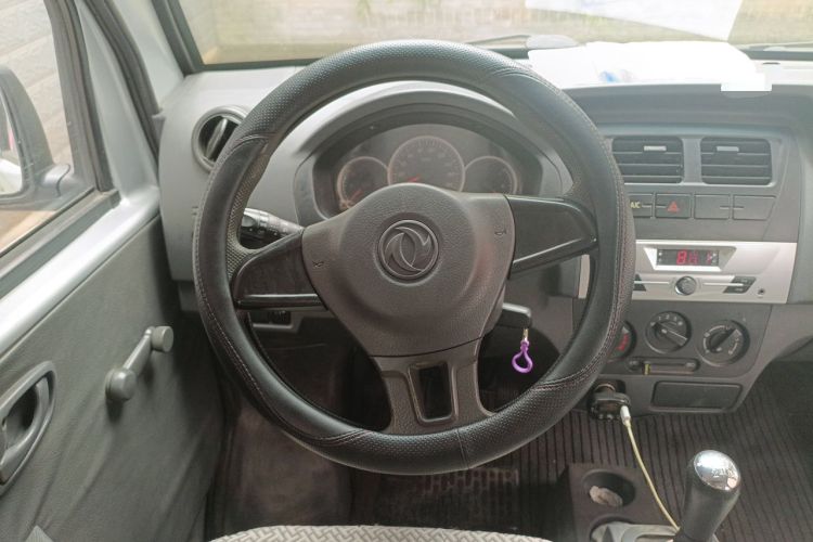 Used Dongfeng Xiaokang K07S 2019 1.2L Practical Version China VI Standard DK12 Steering Wheel