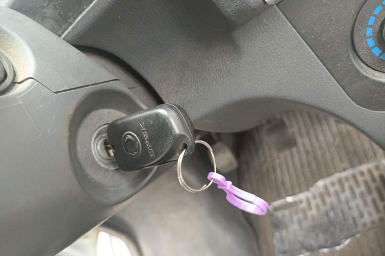 Used Dongfeng Xiaokang K07S 2019 1.2L Practical Version China VI Standard DK12 Vehicle Key