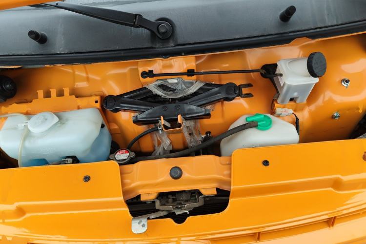 Used Dongfeng Xiaokang K07S 2019 1.2L Practical Version China VI Standard DK12 Engine Bay