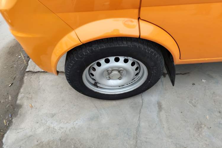 Used Dongfeng Xiaokang K07S 2019 1.2L Practical Version China VI Standard DK12 Left Front Wheel Hub